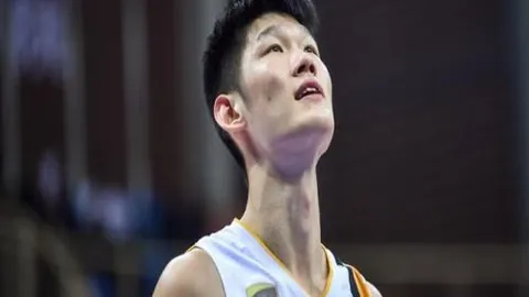 两天9胜8负对决，五连败六连胜：数据走势之谜